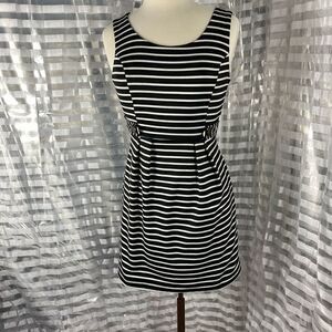 Forever 21 Black/White Stripe Sleeveless Dress